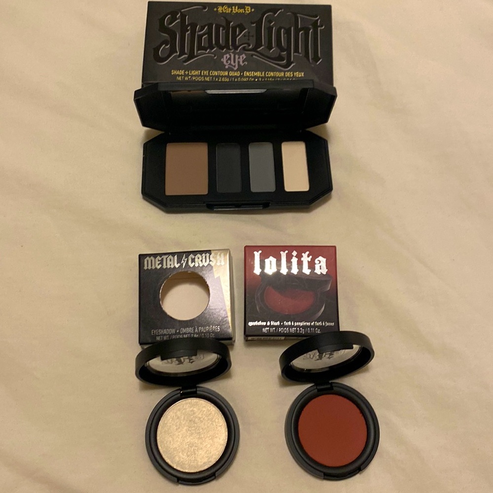 Kat Von D eyeshadow set